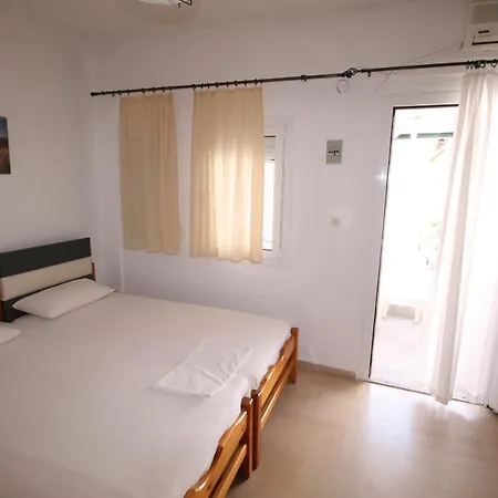 Center Ξενοδοχείο με διαμερίσματα