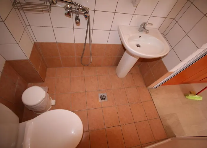 Apartmanhotel Center Szárti