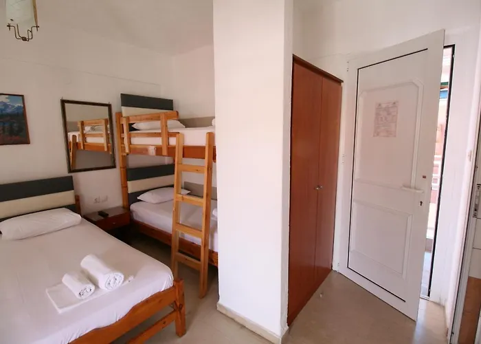 Center Apartmanhotel