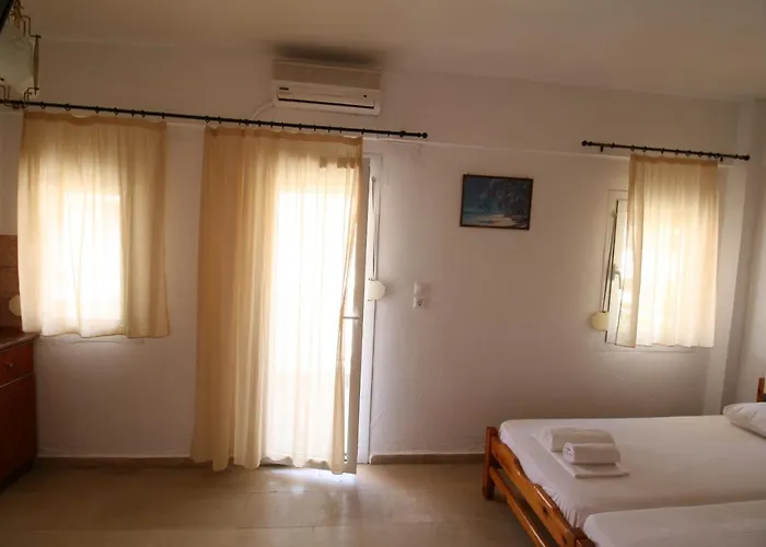 Center Apartmanhotel Szárti