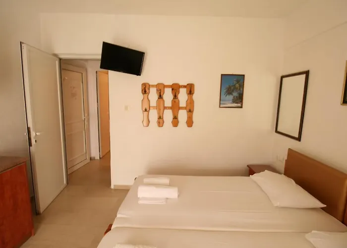 Apartmanhotel Center Szárti