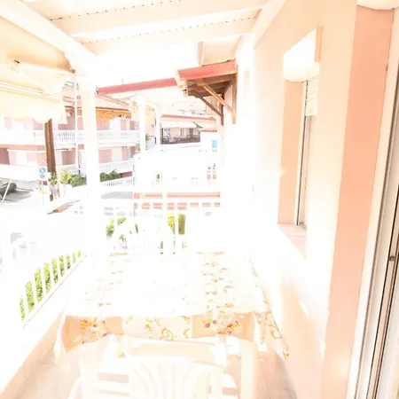 Aparthotel Center Sarti