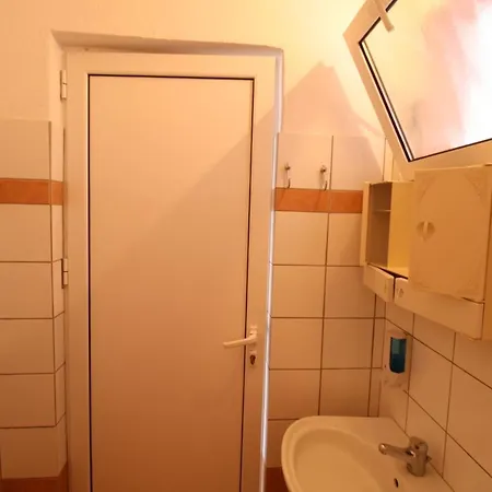 Center Aparthotel 3*