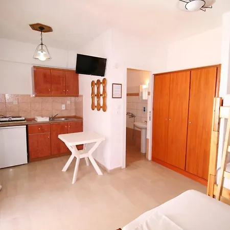 Aparthotel Center 3*