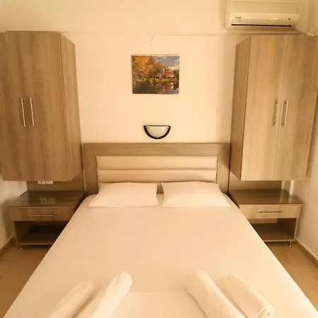 Aparthotel Center Sarti