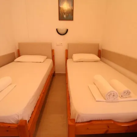 Aparthotel Center Sarti