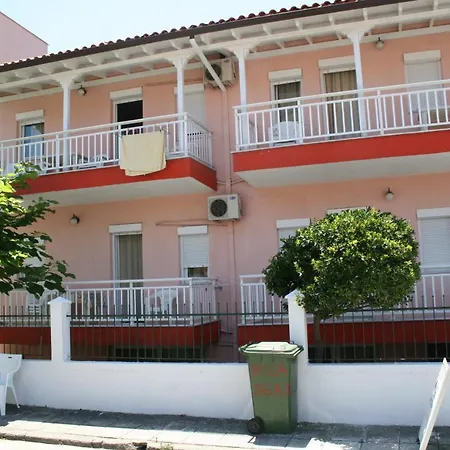 Aparthotel Center Sarti