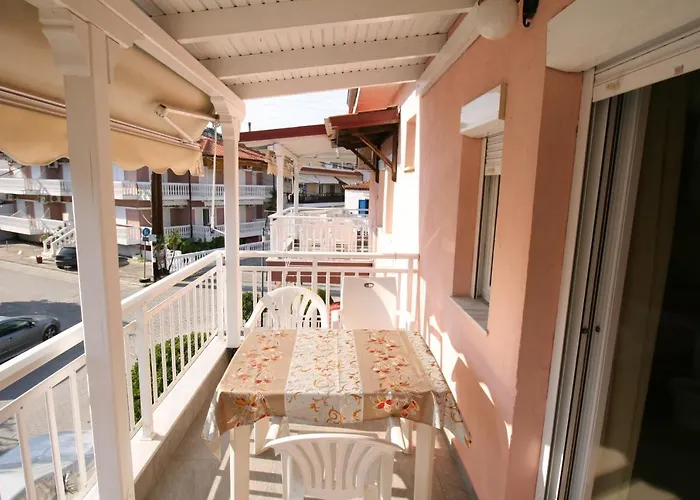 Aparthotel Center 3*