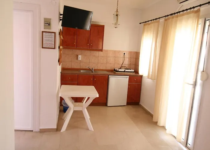 Center Aparthotel Sarti