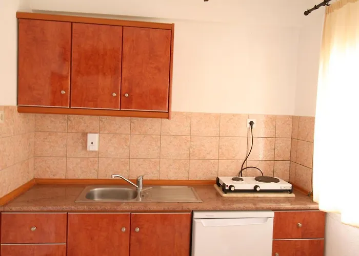 Aparthotel Center 3*